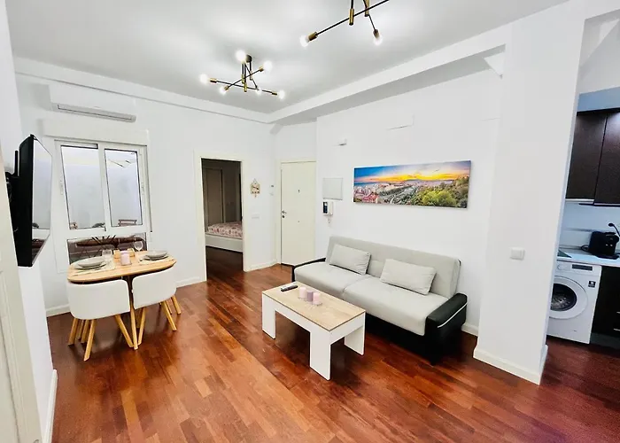 Marinac3 Precioso Apartamento Con Patio En El Centro Historico De Malaga